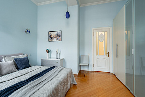 «Dere Apartments Премиум на Мойке 24» 2х-комнатная квартира