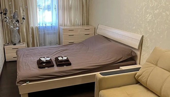 &quot;Новая просторная&quot; 2х-комнатная квартира в Каменск-Шахтинском - фото 1