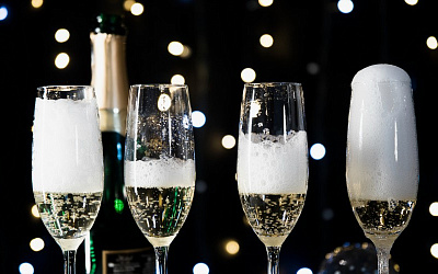 Взрослые программы в Джубге на Новый год 2026