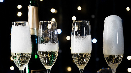 Взрослые программы в Джубге на Новый год 2026