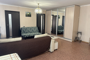 3х-комнатная квартира Дуси Ковальчук 272/4 в Новосибирске 3