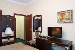 Отели Калининградской области с бассейном, "Вилла Ланвиль" с бассейном - забронировать номер