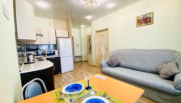 1-комнатная квартира Ивана Захарова 19 в Сургуте - фото 1