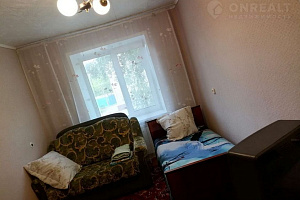 Квартиры Алейска недорого, 3х-комнатная Ульяновский 90 недорого - фото