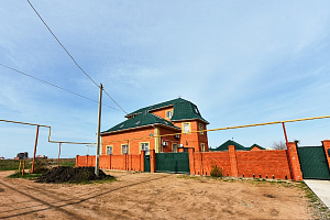 Гостевые дома Должанской с бассейном, "Poемic" с бассейном - фото