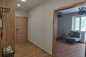 2х-комнатная квартира Лазаревская 10 в Великом Новгороде 3