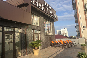 Отели Адлера с подогреваемым бассейном, "Shanti Palace" апарт-отель с подогреваемым бассейном - фото