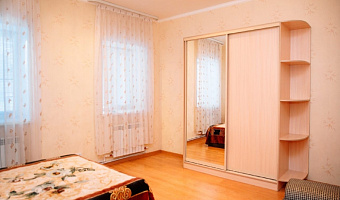 &quot;Двухэтажная&quot; 2х-комнатная квартира в Хвалынске - фото 3