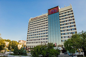 Гостиницы Ростова-на-Дону рядом с пляжем, "AMAKS" конгресс-отель рядом с пляжем