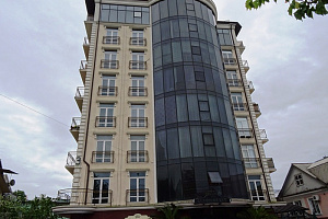 Квартиры Адлера в центре, 2х-комнатная Герцена 3 кв 1 в центре - фото