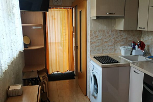 Квартиры Небуга с кухней, 1-комнатная-студия Газовиков 6/а с кухней - снять