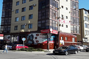 Квартиры Анапы с бассейном, 1-комнатная Самбурова 236 с бассейном