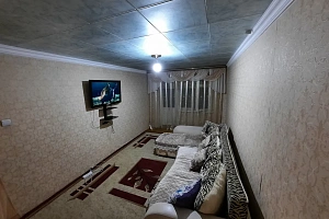 Квартира в , "Уютная и чистая" 2х-комнатная - цены