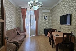 Квартиры Абхазии 3-комнатные, 3х-комнатная Кодорское шоссе 25 3х-комнатная - фото