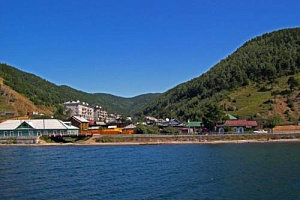Гостиницы Листвянки у озера, "Байкал Шале"