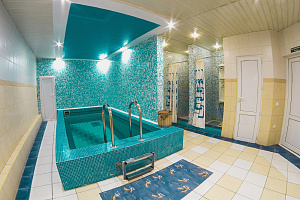 Гостиницы Томска с бассейном, "Классик" мини-отель с бассейном