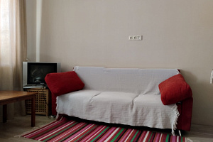Квартиры Оренбурга на месяц, "На Соляном переулке 10" 1-комнатная на месяц - фото