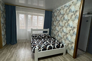 3х-комнатная квартира Комсомольский 22