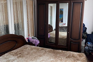Квартиры Абхазии летом, 2х-комнатная на Лакоба 17 кв 55 летом - раннее бронирование