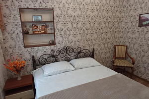 Отели Кисловодска для отдыха с детьми, 2х-комнатная Профинтерна 22 для отдыха с детьми - цены