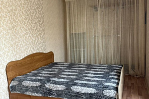 3х-комнатная квартира Строительная 8