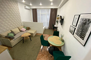 Квартиры Адлера с бассейном, квартира-студия Белых Акаций 11 с бассейном