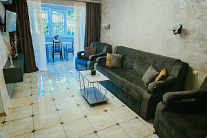 &quot;У моря на Абазгаа 49/2&quot; 2х-комнатная квартира