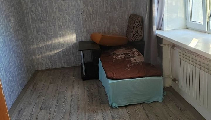 2х-комнатная квартира Гагарина 25 в Гуково - фото 1