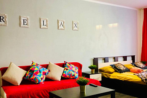 Дом в , "RELAX APART уютная с вина метро Планерная" 1-комнатная