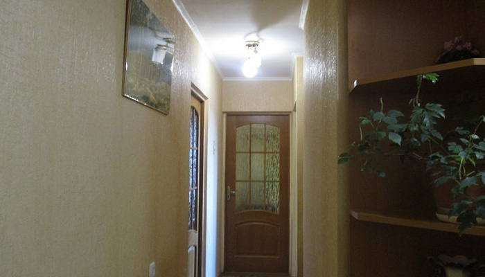 3х-комнатная квартира Подвойского 9 кв 100 в Гурзуфе - фото 1
