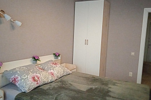 Комната в , "Уютная на Лазаревской" 1-комнатная - цены