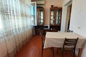 Квартиры Абхазии с кухней, 2х-комнатная Ардзинба 148 кв 55 с кухней - раннее бронирование