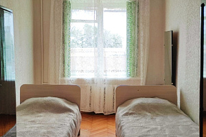 Квартиры Абхазии с кухней, 2х-комнатная Кодорское 11 с кухней - раннее бронирование