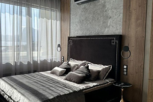 "302.2" апартаменты в апарт-отеле "Атлас"