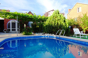 Дома Голубой Бухты с бассейном, "Фламинго" с бассейном - фото