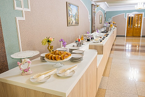 Гостиницы Хабаровска с завтраком, "АМАКС Конгресс-отель" с завтраком - раннее бронирование