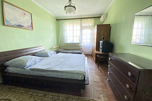 Квартиры Абхазии на неделю, 1-комнатная Аршба 71 на неделю - фото