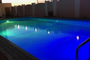 Отели Заозерного с бассейном, "Вилла Марита" с бассейном - фото