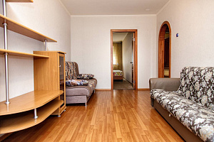 Квартиры Кемерово на месяц, "Уютная в Кемерово" 2х-комнатная на месяц - раннее бронирование