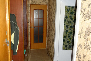 Квартиры Ейска летом, 2х-комнатная Свердлова 126 кв 38 летом - цены