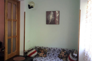2х-комнатная квартира Кодорское 12 в Сухуме фото 2