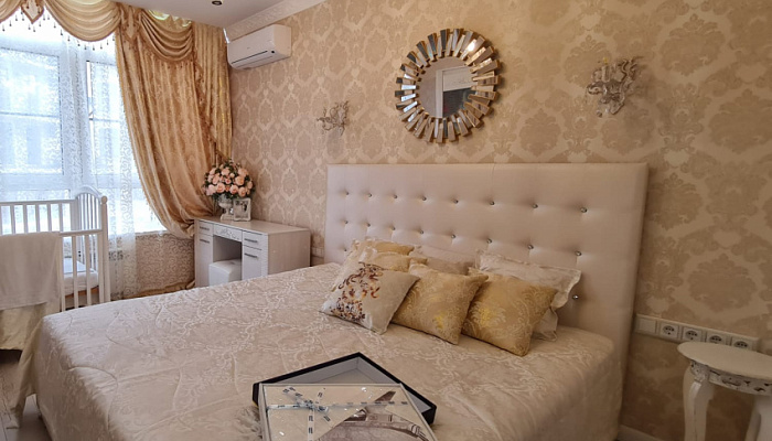 &quot;Luxury Apartment on Krymskaya&quot; 3х-комнатная квартира в Геленджике - фото 1