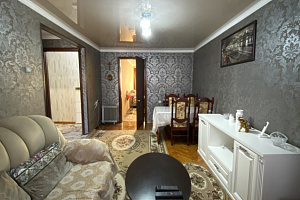 Квартиры Абхазии на месяц, "Гагра" 2х-комнатная на месяц