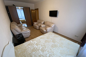 Гостиницы Кемерово с сауной, 2х-комнатная Весенняя 21А с сауной