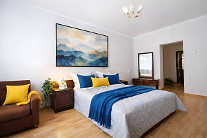 3х-комнатная квартира Оловянникова 15