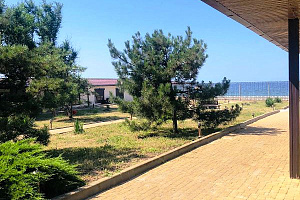 Базы отдыха Голубицкой рядом с пляжем, "Своя волна" рядом с пляжем - цены