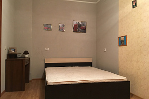 Квартиры Тюмени в центре, 1-комнатная Холодильная 138 в центре - фото