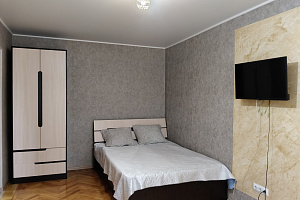 1-комнатная квартира Калинина 109