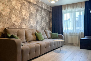 2х-комнатная квартира Култукская 101/1