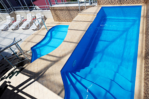 Гостевые дома Ольгинки с бассейном, "AMIGO на Морской" с бассейном - цены